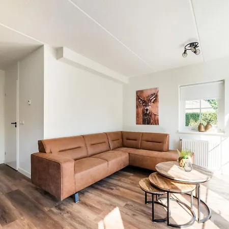 Stylish In Near The Forest Holiday home Lunteren