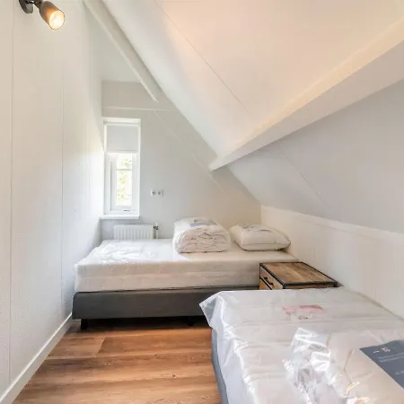 Stylish In Near The Forest Holiday home Lunteren